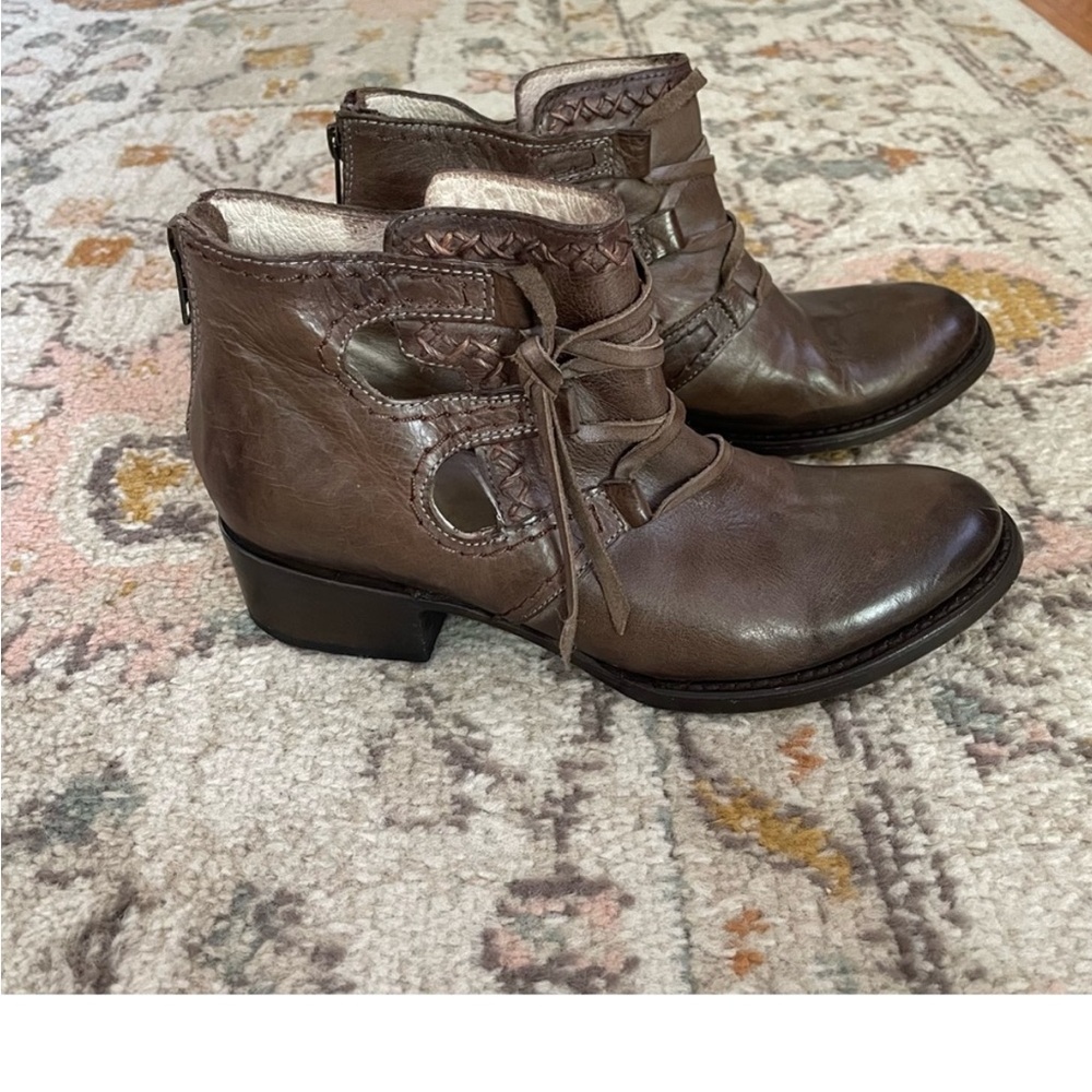 Freebird by Steven Surge brown leather ankle boots